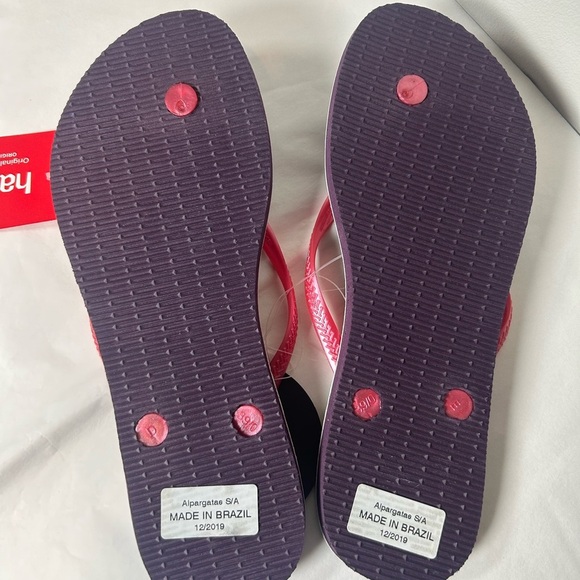New NWT Havaianas Women's Disney Maleficent and Aurora from Flip Flops - Picture 5 of 9